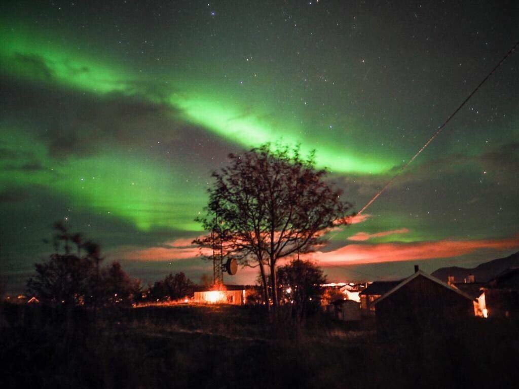 Netskaret At Sorarnoy Villa Buitenkant foto